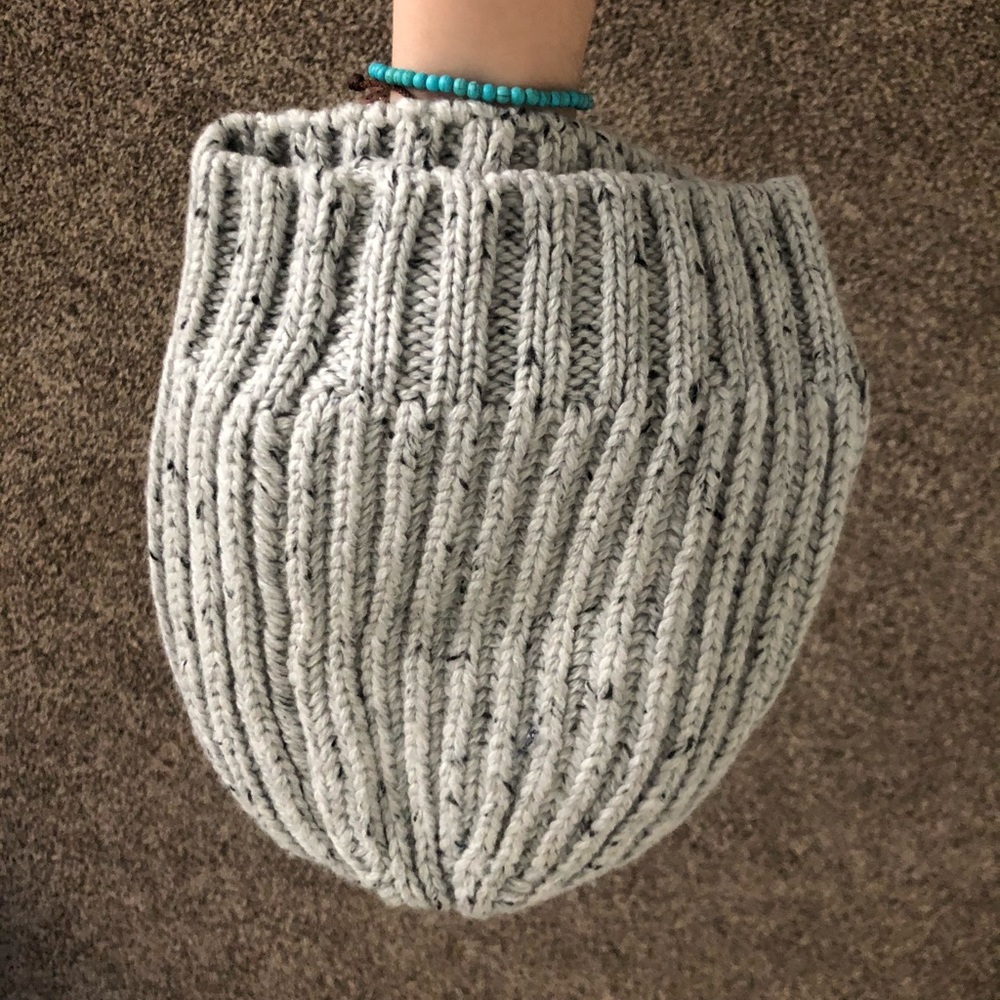Grey beanie